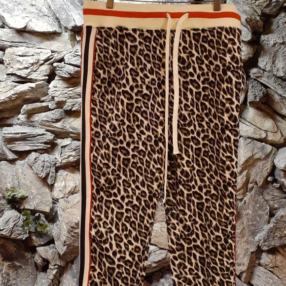 Victorious animal print track pants - Picture 2 of 7